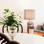 Lis Hotel
